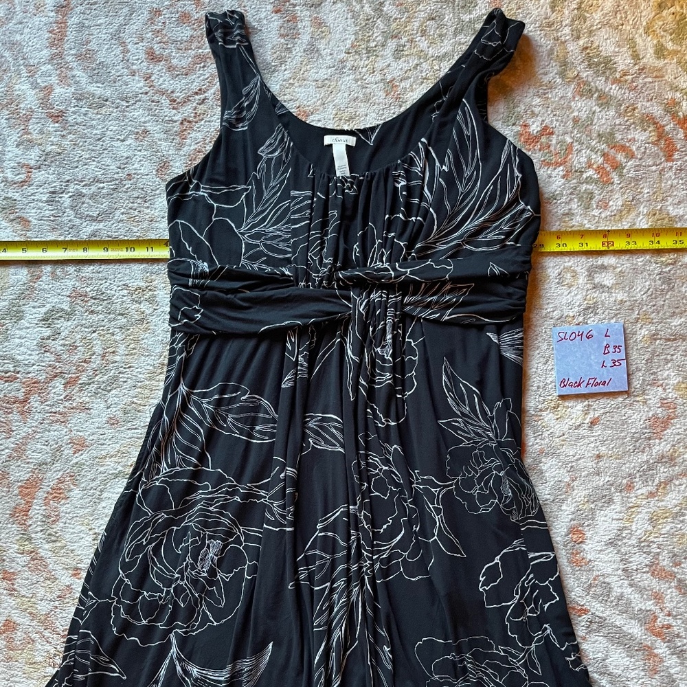 Black etchings  dress L
